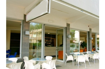 Италия Hotel Lignano Sabbiadoro, Екстериор